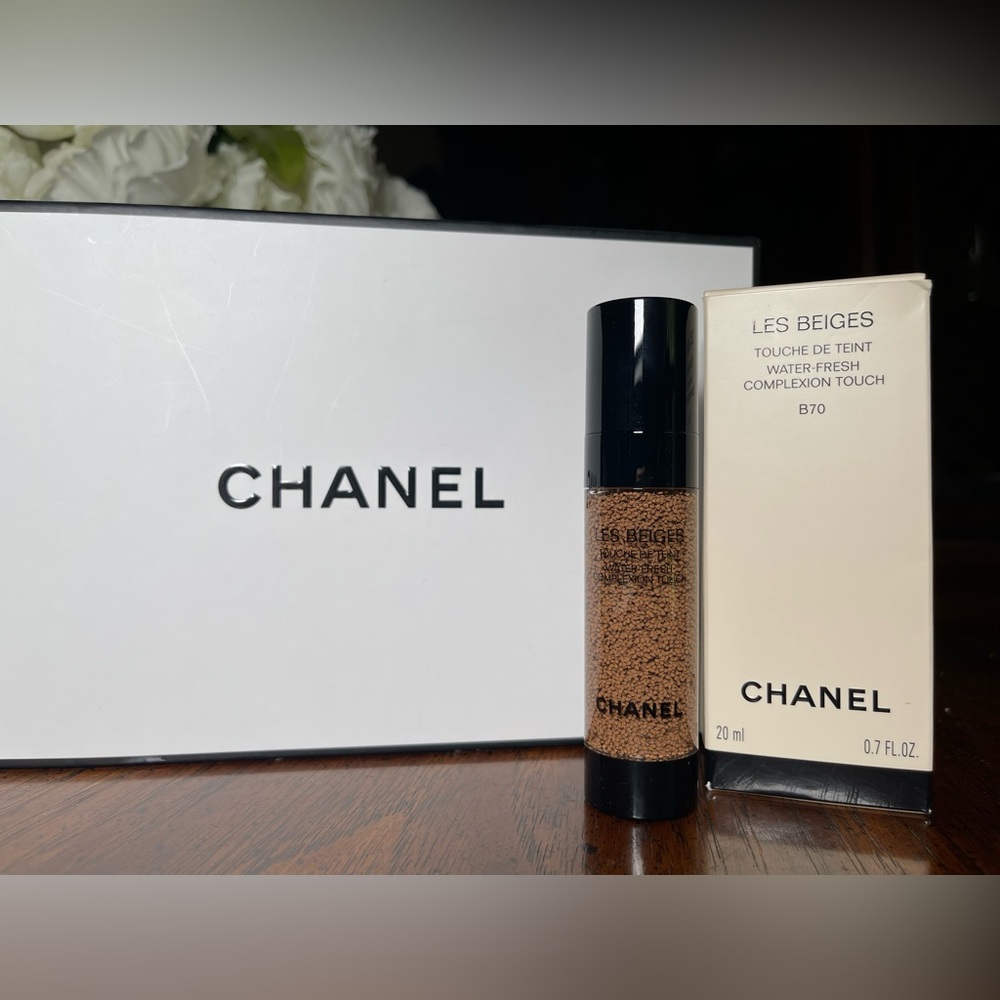 NIB- Chanel Les Beige Touche De Teint Water-Fresh Complexion Touch B70 0.7 oz